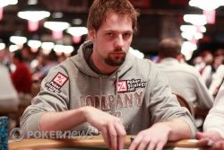 WSOP Dag 7: Tieman en Gelencser winnen bracelets 103