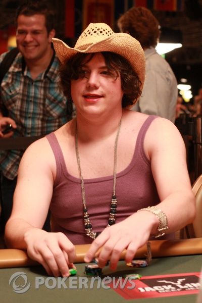 WSOP Dag 15: Oanh Bui naar Dag 2 in Ladies Event 101