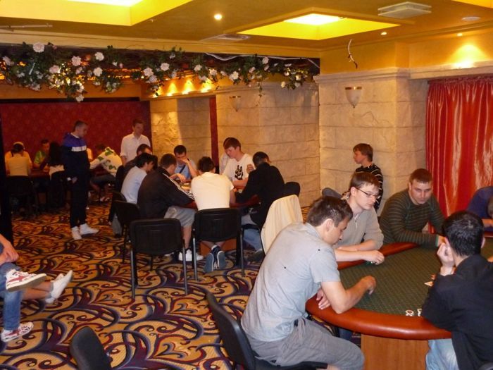 Pirmąjį Pajūrio pokerio klubo draugišką turnyrą laimi - Laurynas Pielikis 101
