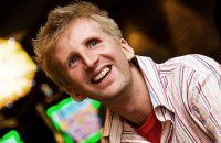 Andreas spiller på 54.500 i chips etter siste chip count