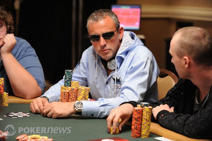 WSOP 2010: Ultimii 12 la ,000 Triple Chance, Locul 3 pentru Manole în ,500 No-Limit şi... 103