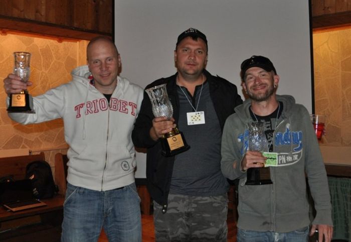 Turniiri esikolmik (vasakult "miami002", "kodzz" ja "wilderhaas")