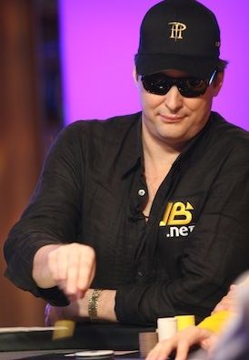 Săptămânalul PartyPoker: XL Card Rush se întoarce, KevMath se dezvăluie și Jesse May... 103