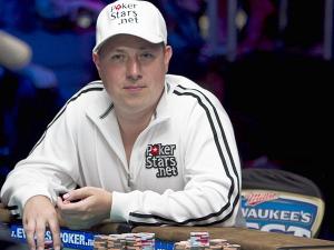 Владимир Щемелев в 2010 году выиграл $1,144,617