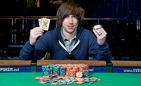 Джеффри Папола в 2010 году выиграл $1,181,800