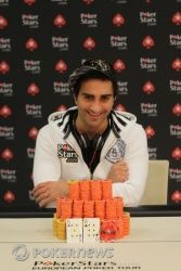 Kevin smiler velfortjent etter sin EPT tittel i Tallin i august.