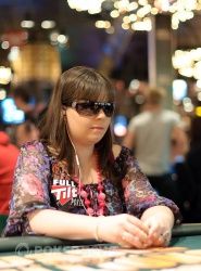 Pokernyheter 24. januar - Viktor Blom risikerer 9.000.000 i baksmell - Sende tider for... 102