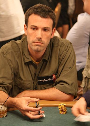 Ne visai nopietni: Slavenības pokerā 104