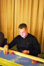 Сергей Рыбаченко принес во второй день более 80,000 фишек