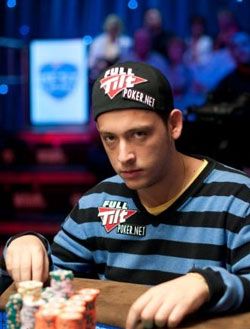 10 najboljih ruka na Main Eventu World Series of Poker 2010. 101