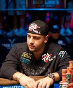 10 najboljih ruka na Main Eventu World Series of Poker 2010. 105