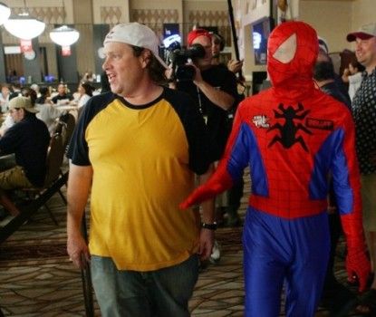 Gavin Smith w towarzystwie Spidermana