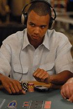 Phil Ivey też chce uczyć gry w pokera