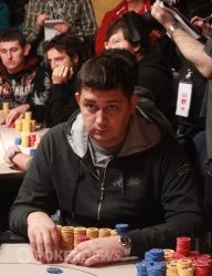 Михаил Лахитов проиграл олл-ин АК<АQ