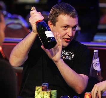 Divoký týden ve světě pokeru (15. týden 2011) 101