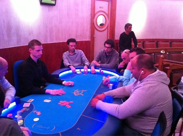 152 joueurs au Tournoi PokerNews Live 112