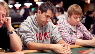 Profesionalų patarimai, kaip pasirengti WSOP 102