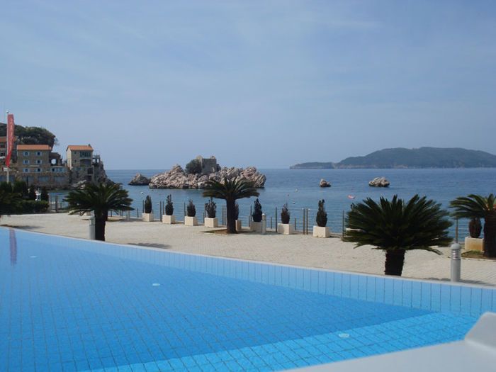 Maestral Casino & Resorts