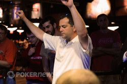 WSOP Boulevard: Jon "PearlJammer" Turner mist bracelet 101