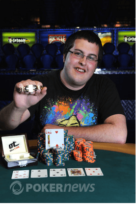 WSOP daugėja apyrankių laimėtojų, tačiau Philui Hellmuthui laimėti 12-osios nepavyko 101