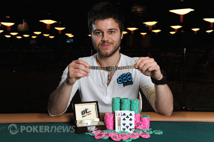 WSOP daugėja apyrankių laimėtojų, tačiau Philui Hellmuthui laimėti 12-osios nepavyko 102