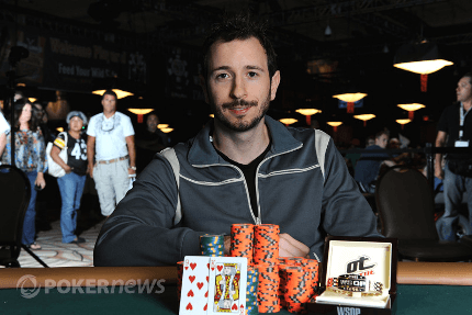 WSOP daugėja apyrankių laimėtojų, tačiau Philui Hellmuthui laimėti 12-osios nepavyko 103