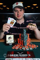 Vinner: Justin Pechiel