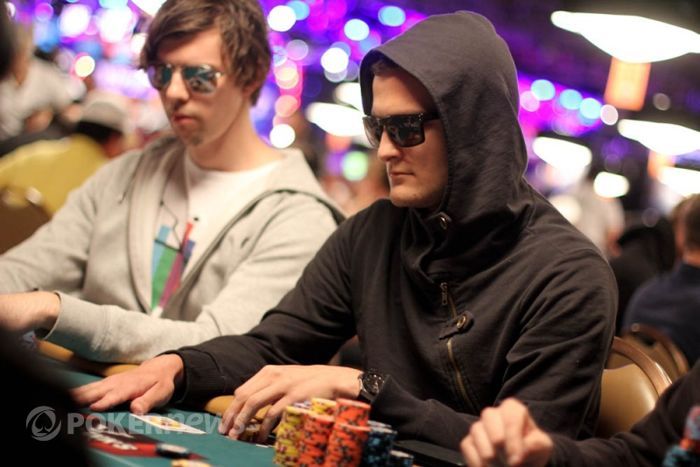 WSOP 2011 - 7 Nederlanders en 3 Belgen naar dag 4 102