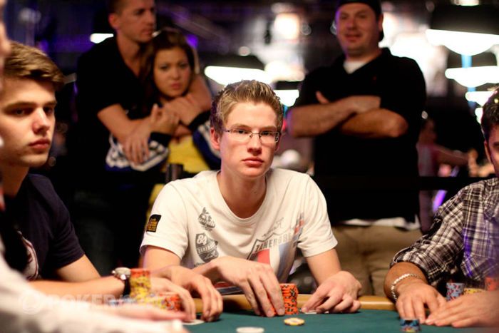 WSOP 2011 - 7 Nederlanders en 3 Belgen naar dag 4 101