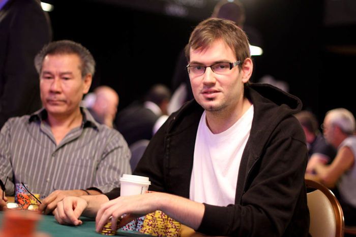 WSOP 2011 - 3 Nederlanders en een Vlaming door naar dag 5 103