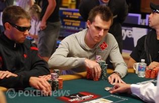 День 8 Main Event WSOP 2011 - є Листопадова Дев'ятка, є... 103