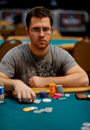 High Stakes Revealed: Phil Ivey leende miljoenen dollars van Full Tilt Poker? 101