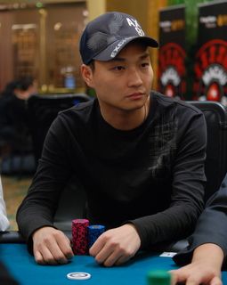 中国玩家Chao Li领先澳门红龙杯主赛事Day-1A 101