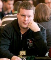 LSPT Palanga finalinis stalas tiesiogiai per PokerNews LT jau šiandien! 107