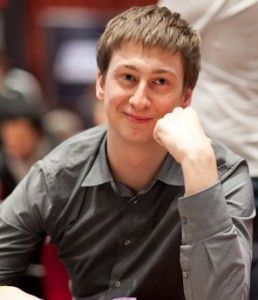 EPT Kopenhagos žetonų lyderio šypsena