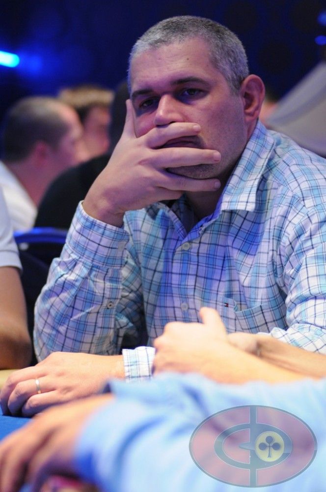 Série fotek z Říjnového Poker Festivalu v Praze (01:57) 126