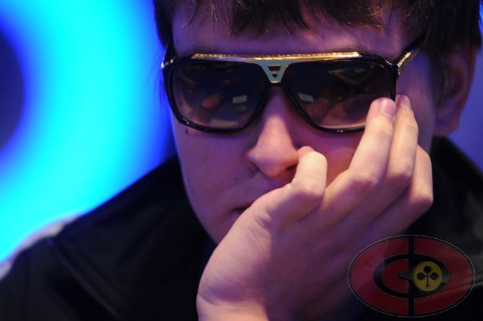 Série fotek z Říjnového Poker Festivalu v Praze (01:57) 118
