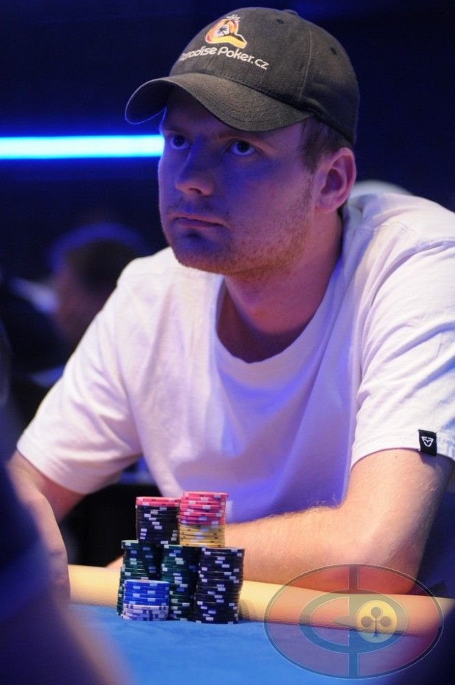 Série fotek z Říjnového Poker Festivalu v Praze (01:57) 113