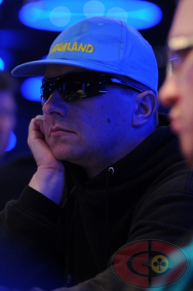 Série fotek z Říjnového Poker Festivalu v Praze (01:57) 110