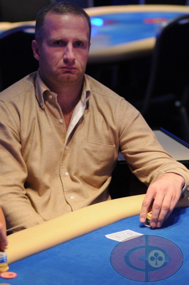 Série fotek z Říjnového Poker Festivalu v Praze (01:57) 107