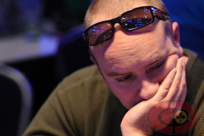Série fotek z Říjnového Poker Festivalu v Praze (01:57) 105