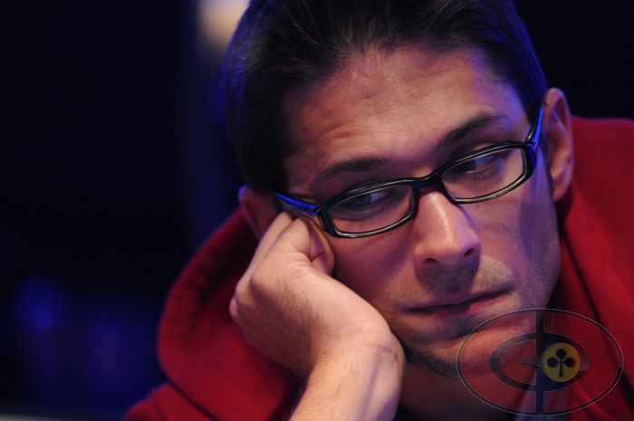 Série fotek z Říjnového Poker Festivalu v Praze (01:57) 103