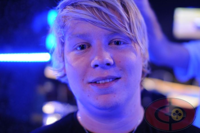 Série fotek z Říjnového Poker Festivalu v Praze (04:00) 102