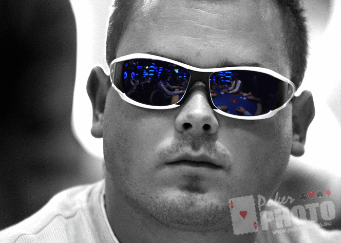 Live Reporting: Říjnový Poker Festival, Main Event 1,200,000 Kč GTD, Den 2 112