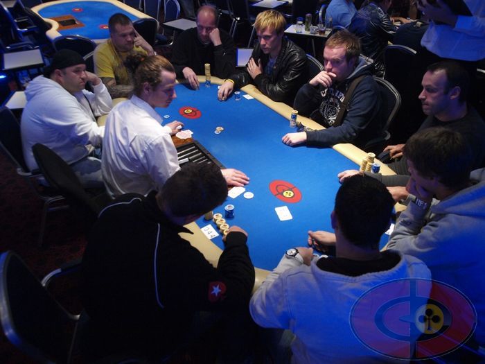 Várka fotek ze Dne 2 Main Eventu v pražském Concord Card Casino, část 2 137