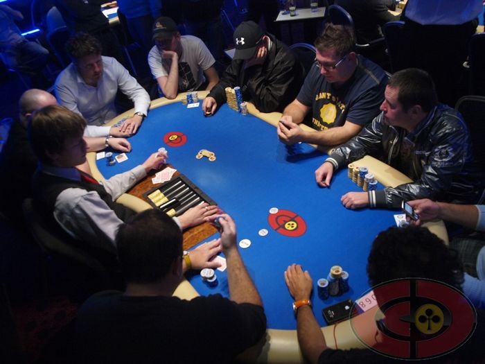 Várka fotek ze Dne 2 Main Eventu v pražském Concord Card Casino, část 2 134