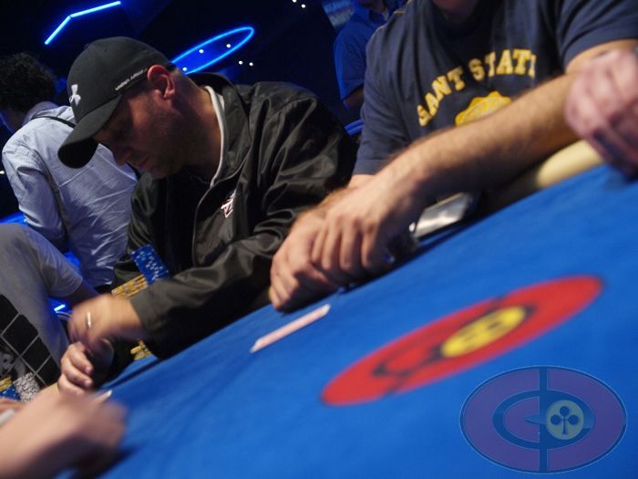 Várka fotek ze Dne 2 Main Eventu v pražském Concord Card Casino, část 2 132