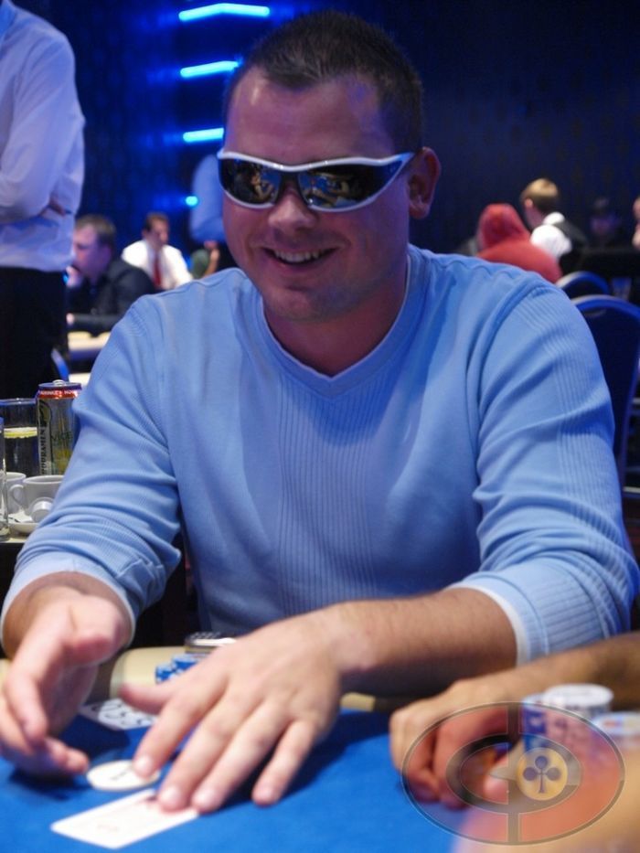 Várka fotek ze Dne 2 Main Eventu v pražském Concord Card Casino, část 2 114
