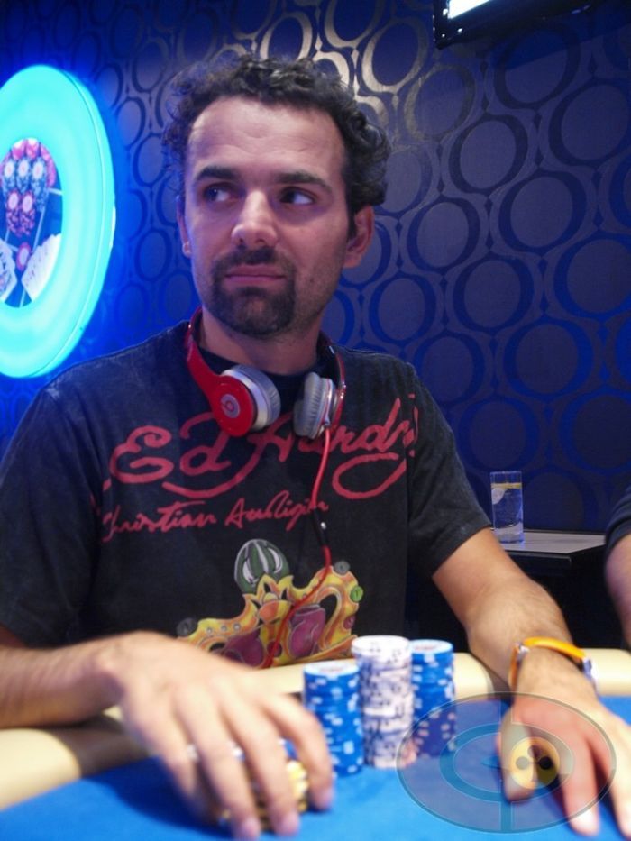 Várka fotek ze Dne 2 Main Eventu v pražském Concord Card Casino, část 2 112