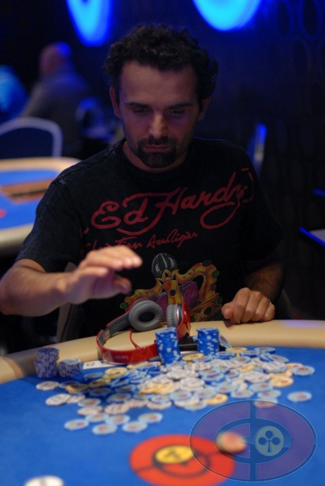Várka fotek ze Dne 2 Main Eventu v pražském Concord Card Casino, část 2 101